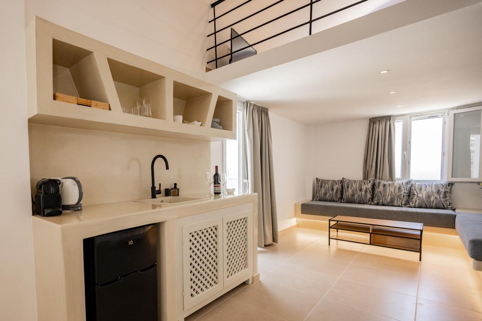 Theophrasti Suites Foinikiá Cameră foto